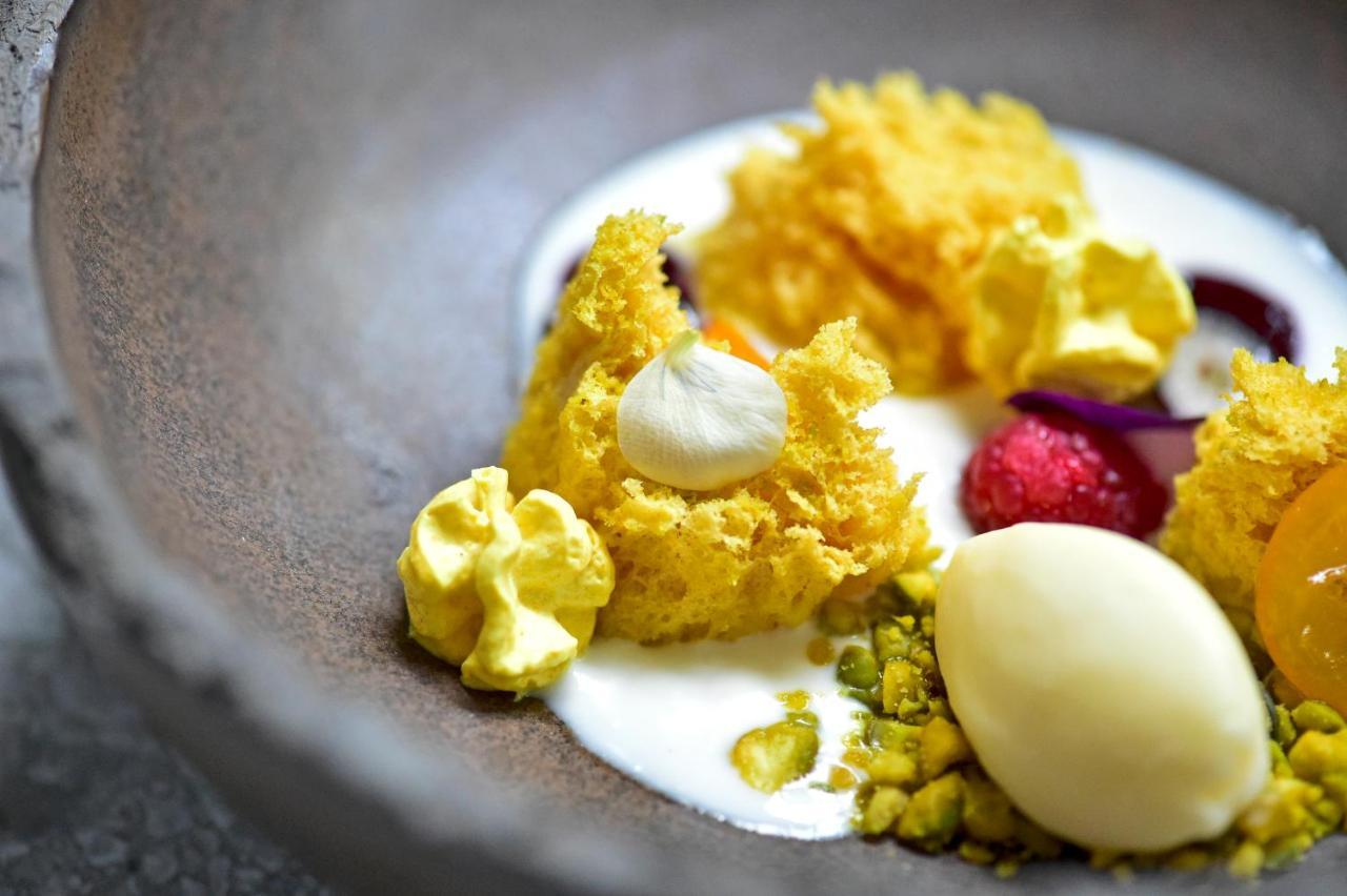 Porto Palacio Hotel By The Editory Luaran gambar Ingredients for an omelette