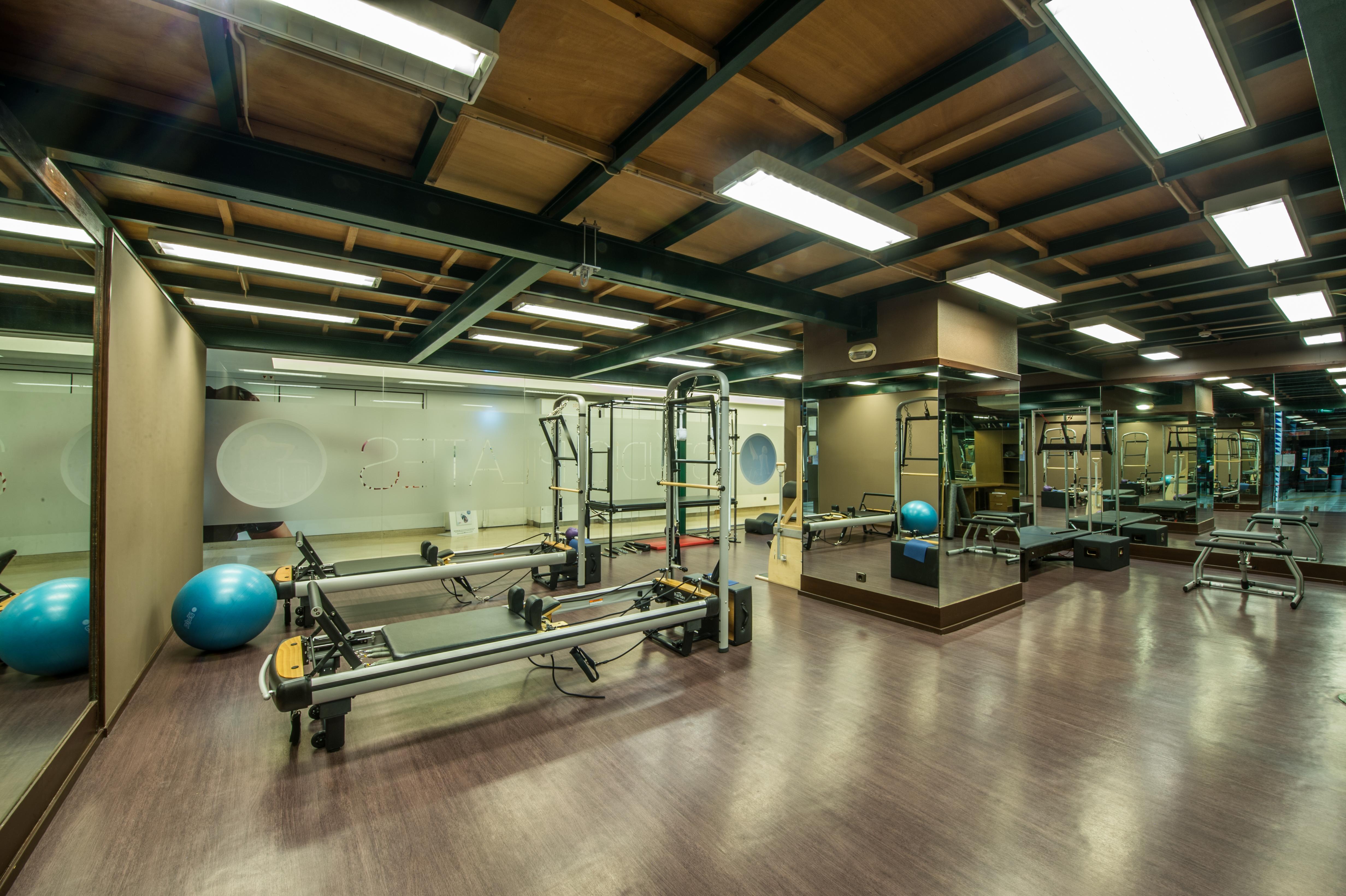 Porto Palacio Hotel By The Editory Luaran gambar The Pilates studio at the gym
