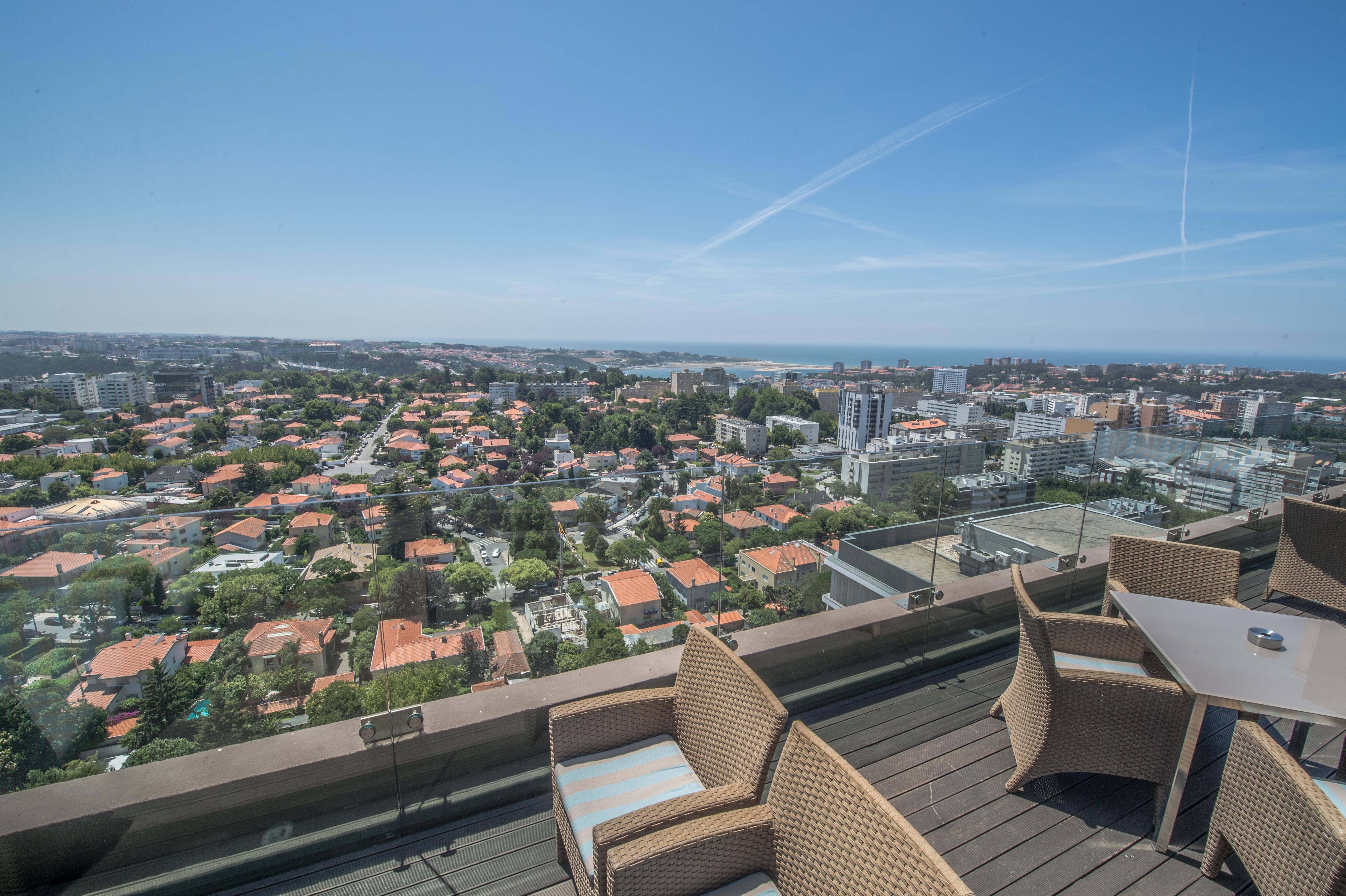 Porto Palacio Hotel By The Editory Luaran gambar View from the rooftop