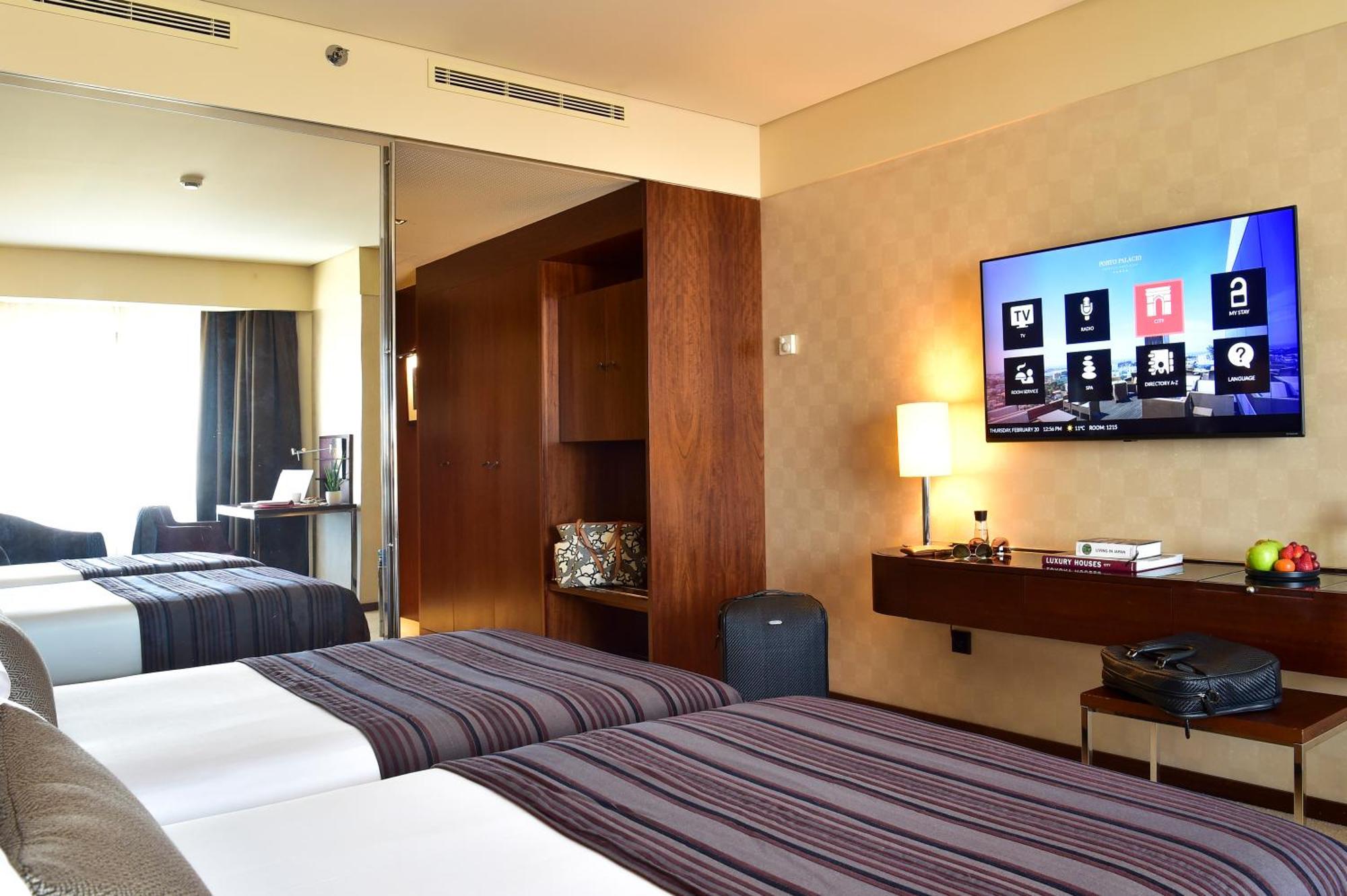Porto Palacio Hotel By The Editory Bilik gambar A room at the hotel